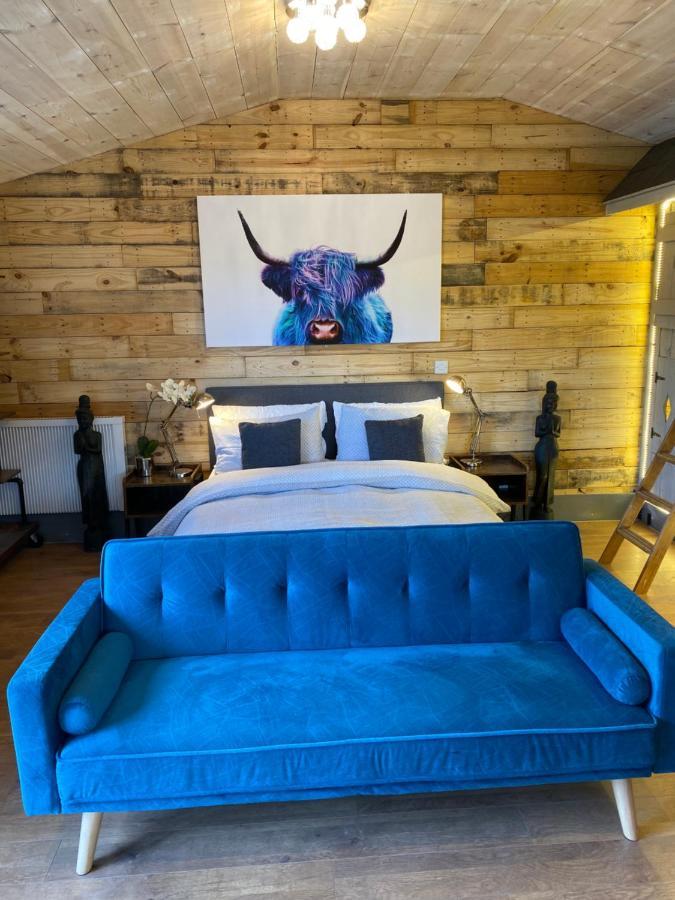 Willow Court Farm Studio East & Petting Farm, 8 Mins To Legoland & Windsor, 15 Mins To Lapland Uk Bagian luar foto